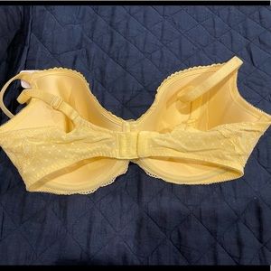 Wacoal yellow bra